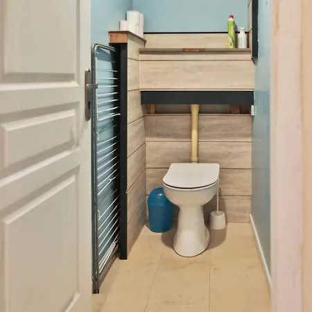 L'airial - Maison Idealement Situee Entre Commerces Et 펜션